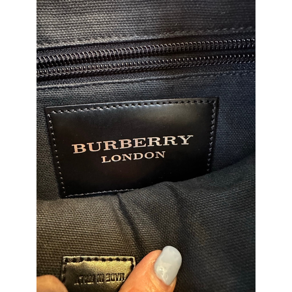 Burberry Tan Leather Shoulder Bag with Striped Strap - Picture 2 of 16